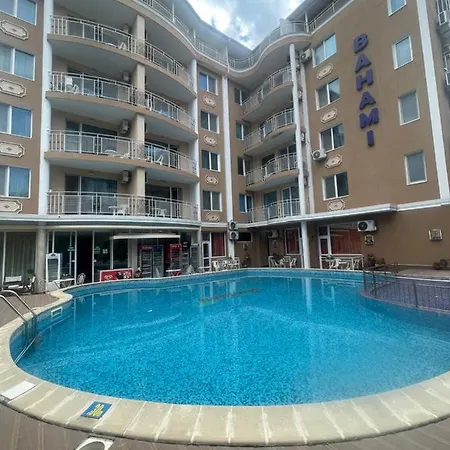 Bahami 公寓式酒店 阳光海滩
